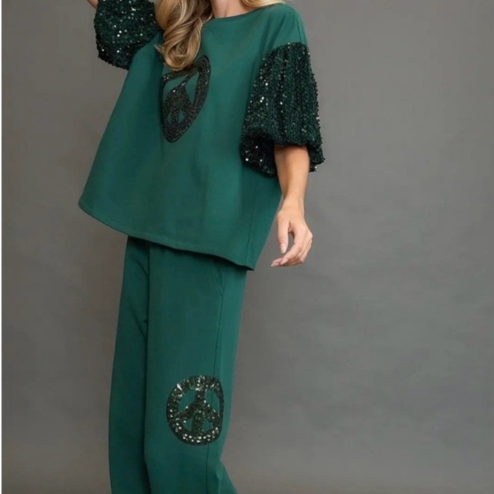 Umgee Green Sequin Women's Pants Set peace sign